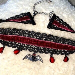 Goth Lace Velvet Chocker Necklace Bat‎